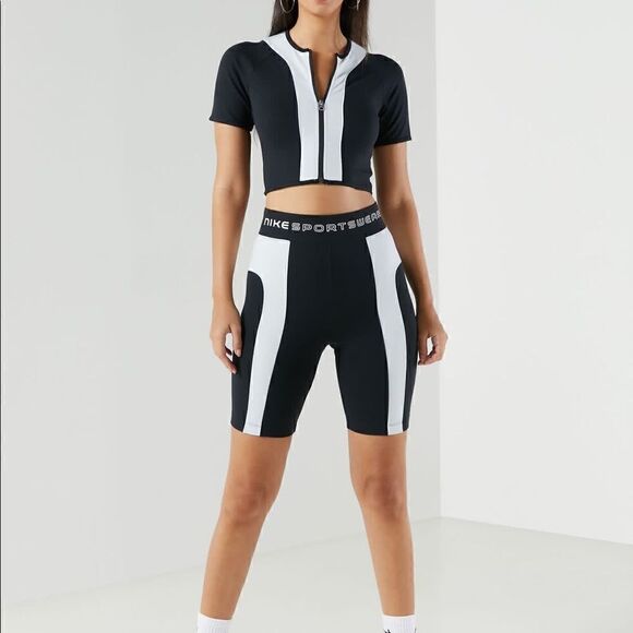 Nike Sportswear NSW Street Bike Compression Shorts Tights Black White Women's S - Picture 9 of 13